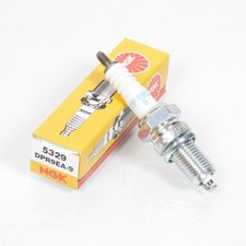 Bougie d'allumage NGK pour