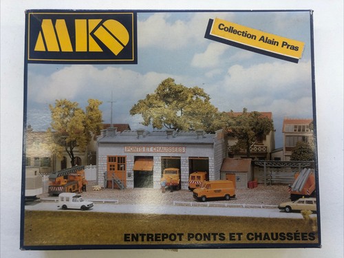 Maquette mkd entrepôt - maquette,
