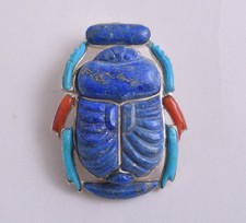 Pendentif en argent scarabée