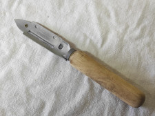 Ancien Eplucheur Econome Le