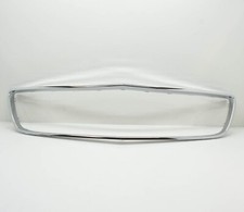 Garniture de calandre de