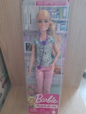 Barbie Infirmière - NEUVE -