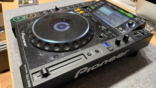 Pioneer cdj 2000 professional - cdj-2000,