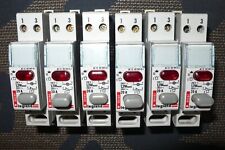 INTERRUPTEUR OU BOUTON POUSSOIR MODULAIRE AVEC VOYANT, 04464 LEGRAND, 20 AMPERES