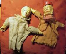 GUIGNOL LOT de 2 MARIONNETTES à MAIN XIX- JUGE ANTROPOMORPHE & PIERROT