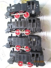 N°1493/25 lot de quatre