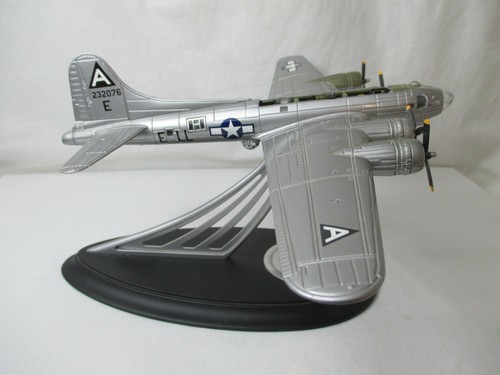 Modèle avion 17g - modèle, flying