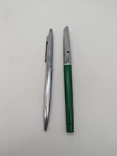 Parure Stylo Reynolds, plume et bille, vert