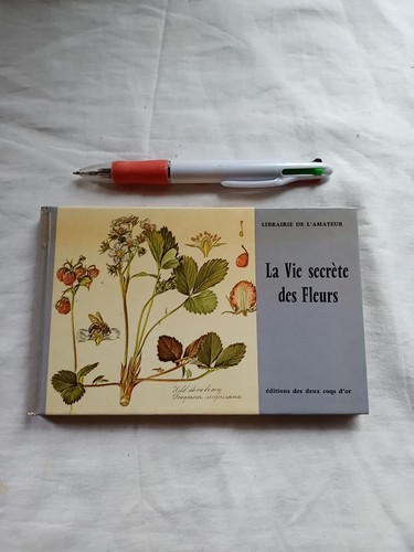 Vie secrète des fleurs - la,