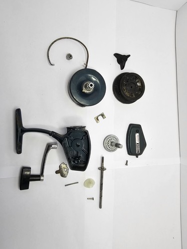 Lot pièces pour moulinet - pour,