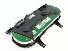 P8201297582F tableau de bord compteur pour RENAULT TRAFIC COMBI (AB 2010 313534