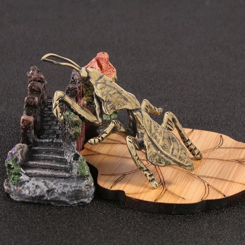 Figurine mante religieuse - figurine,