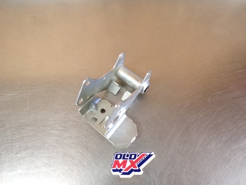 Support moteur inférieur - , neuf