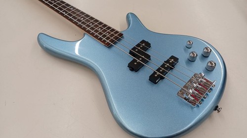 Guitare basse électrique