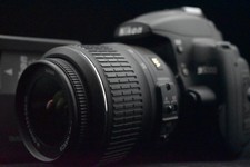 [US Duty Paid] Appareil photo reflex numérique Nikon D5000 12,3 mégapixels av...