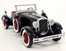 Danbury 1/24 - Stutz Black