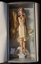 Fashion Royalty Natalia Cosmetic Takeover 2004 – Certificat #053/300