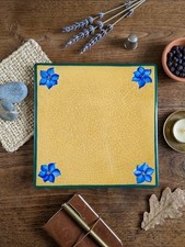 Rare Dessous-de-Plat Signé L