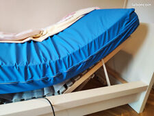 lit électrique une place avec un matelas à mémoire de forme