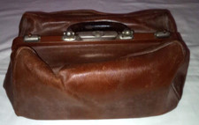 Vintage Bel ancien  sac de médecin sage femme années 60 70