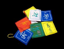 10 Drapeaux prières Om Mani