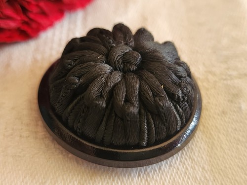 Haute couture gros - , bouton