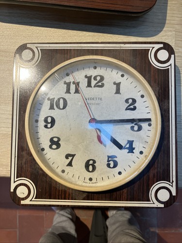 Ancienne horloge pendule - horloge,