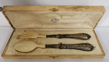 COFFRET ANCIENS COUVERTS DE SERVICE - ARGENT FOURRÉ OU MÉTAL ARGENTÉ ?