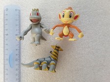 Lot figurines Pokemon Machoc + Ouisticram + Giratina Nintendo