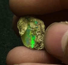 Opale éthiopienne sèche