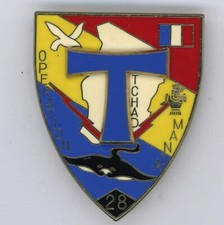 Transmissions 28° RT Opération MANTA Tchad Insigne Delsart H: 51 mm