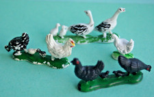 LOT DIVERS ANIMAUX DE LA FERME POULE CANARD PLASTIQUE PEINT TBE ech = 1/32