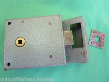 Boitier bec de cane gâche rosace poignées carré 6 porte intérieur 8,3 x 9,6 cm