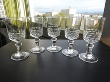 5 anciens verres de table en