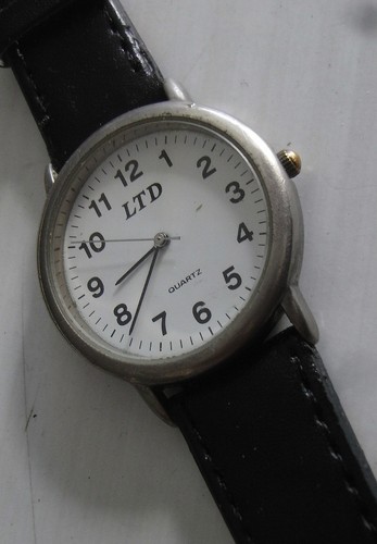 Model 261088w montre - t,