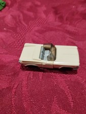 Jouet Kinder  surprise  Automobile CHEVROLET   K04n84 B. 