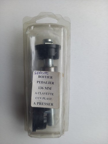Boitier pedalier clavette a - de,