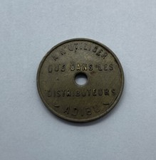 JETON ANCIEN - DISTRIBUTEUR AUTOMATIQUE  - ADIBU !!        (j1)