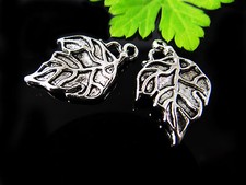 Feuille Remorque 27x18mm 5 Pièces D'Érable Argent Pendentif Métallique, A-88