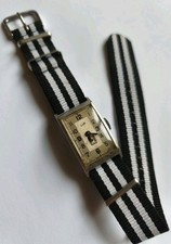 Montre ancienne mécanique - ancienne,