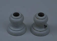 LOT DE SUPPORTS DE BARRE DE RIDEAUX EN BOIS ET MÉTAL.