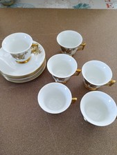 6 Tasses et sous tasses à