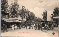 93 MONTREUIL SOUS BOIS - le marche aux puces.