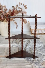 Étagère murale triangulaire