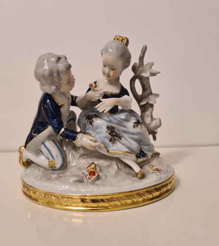 Figurine porcelaine - figurine,