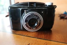 ancien appareil photo argentique PHOTAX BOYER avec sa sacoche