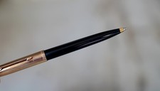 MAGNIFIQUE STYLO BILLE PARKER 51 DOUE PL. OR LIGNES - VINTAGE - RARE VERSION