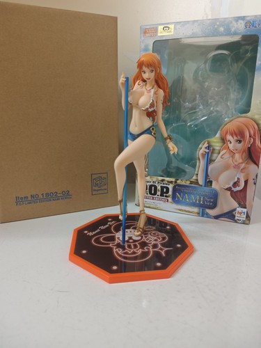 Figurine nami one piece - figurine,