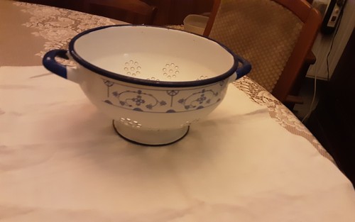 Passoire ancienne tole - ,