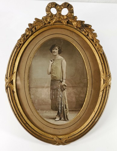 Antique photograph roaring - photograph,
